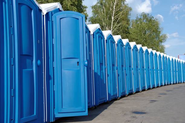 Best Luxury portable toilet rental  in Falling Waters, WV